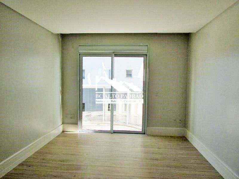 Apartamento à venda com 4 quartos, 237m² - Foto 11