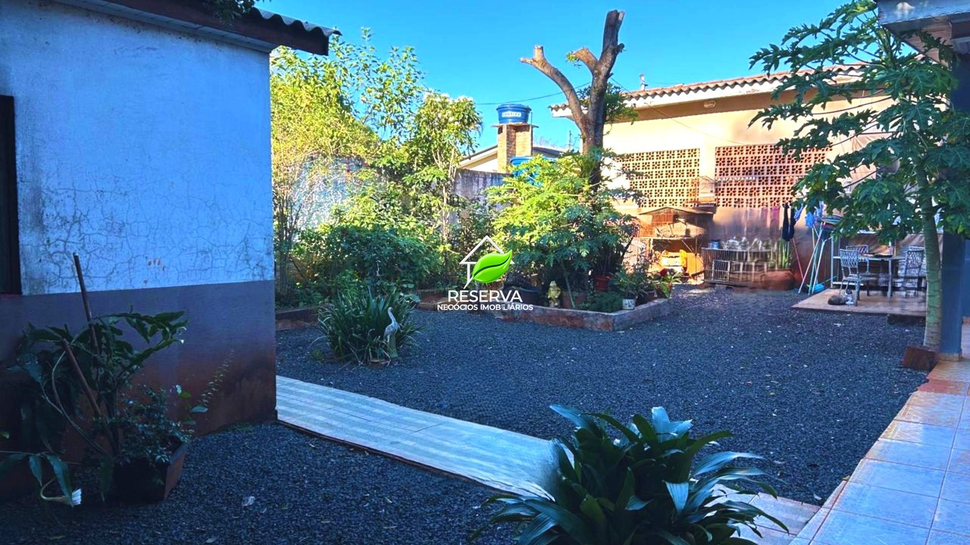 TERRENO COM CASA À VENDA NA VILA YOLANDA — 1.036 m²