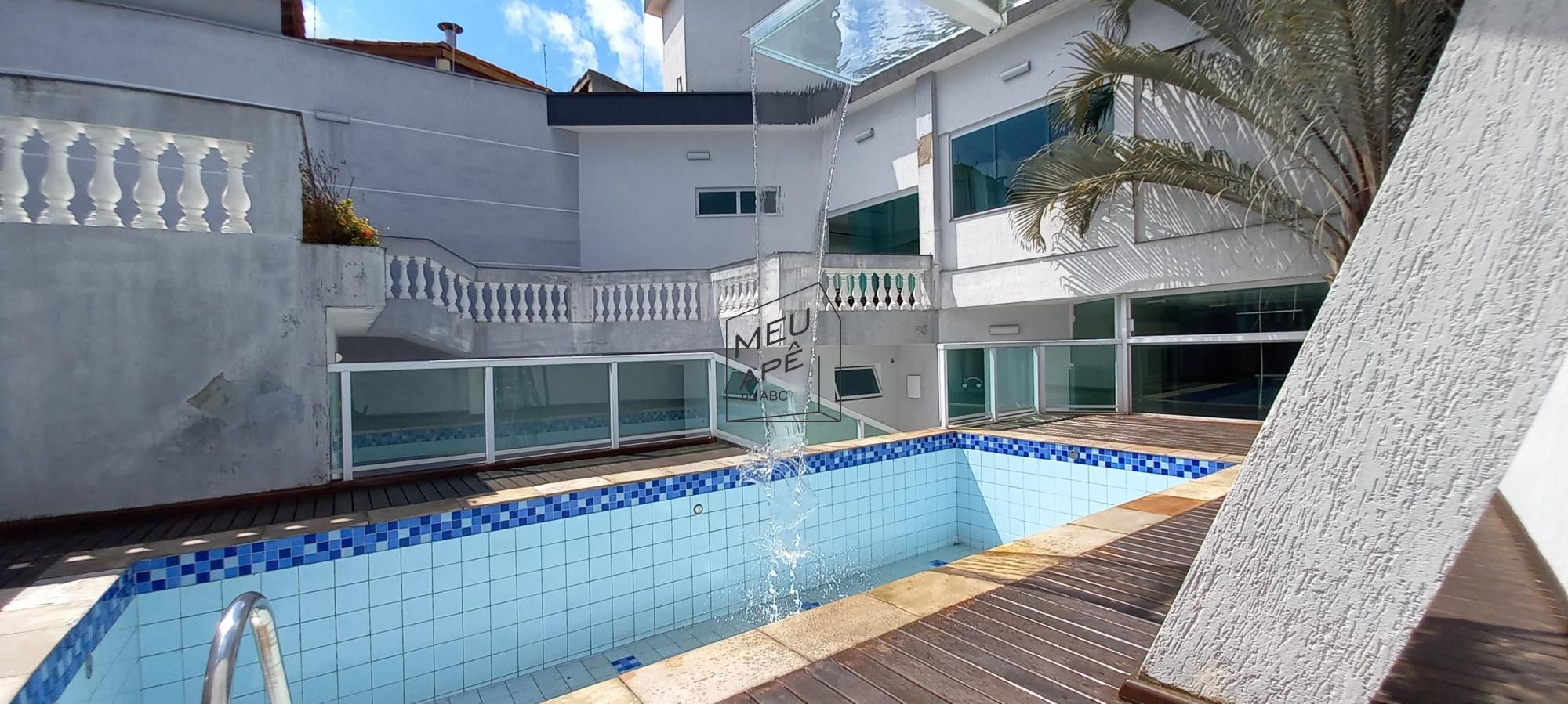 Sobrado, 3 quartos, 535 m² - Foto 2