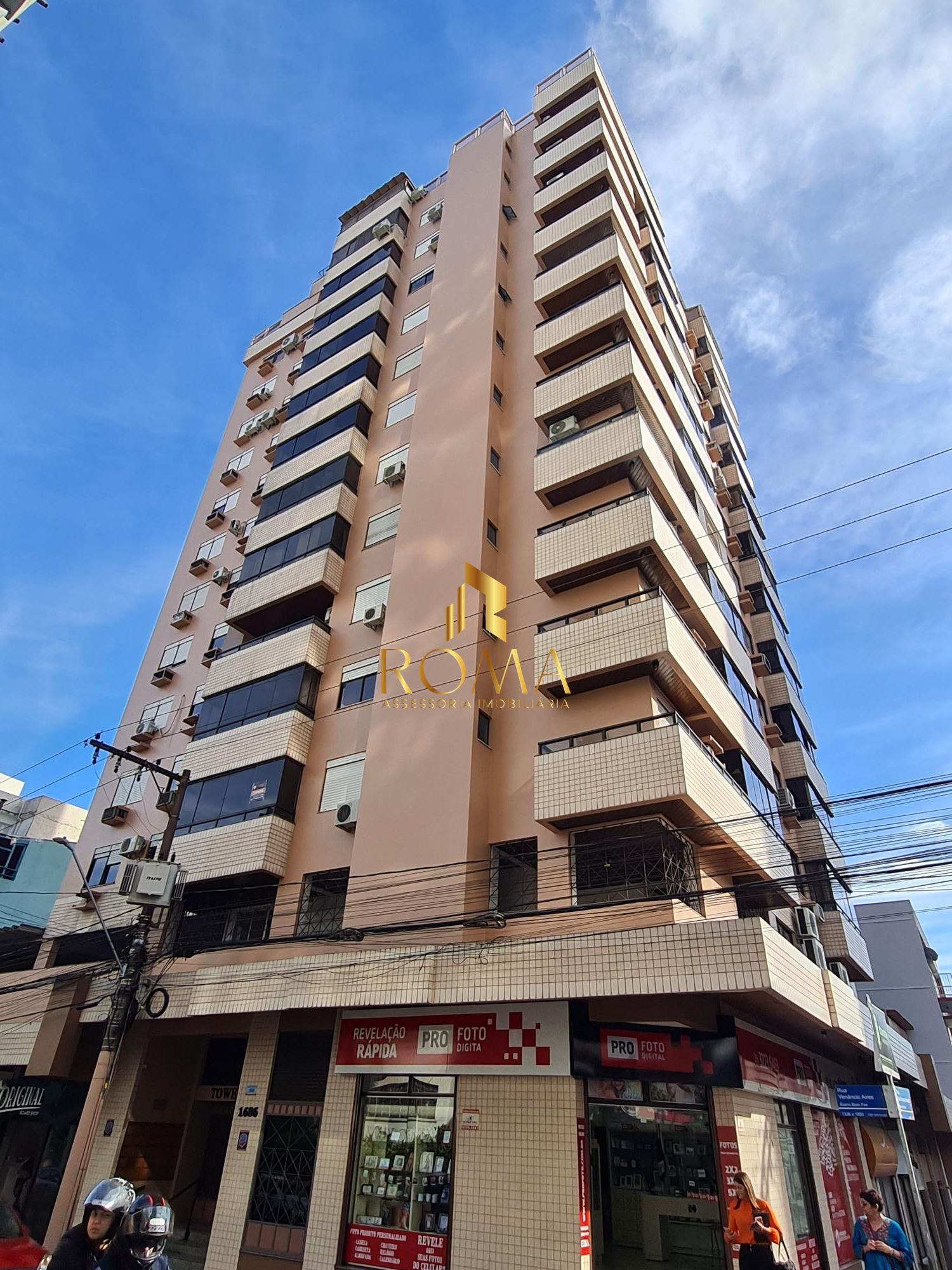 Apartamento, 3 quartos, 139 m² - Foto 1