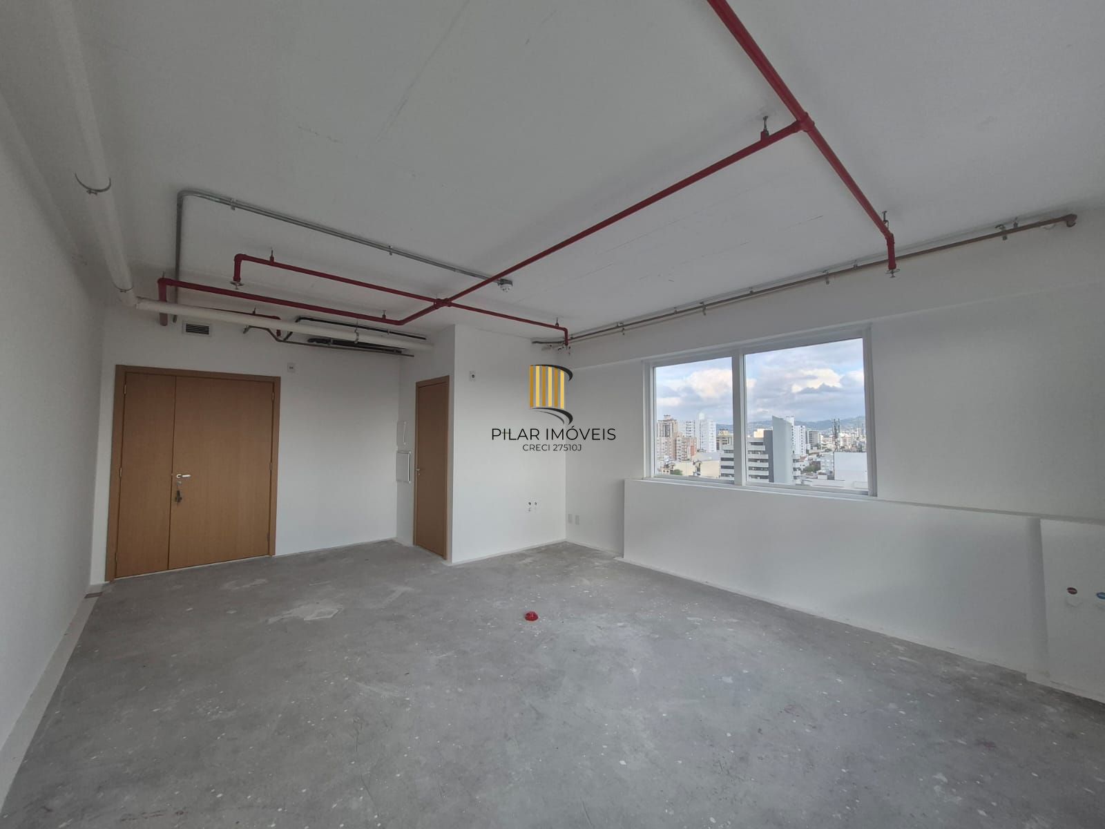 Sala Comercial 1 dormitório no bairro Santana