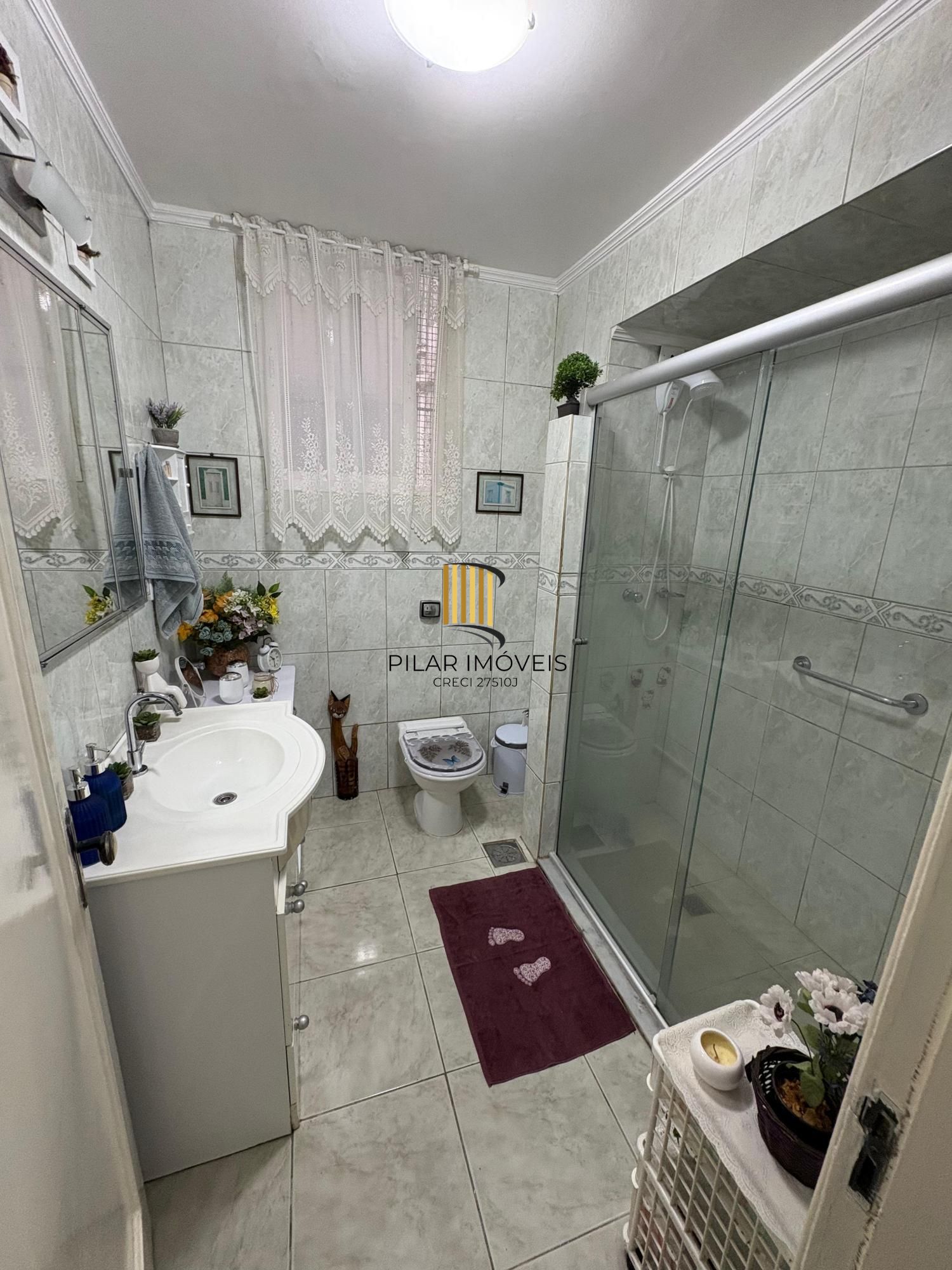 Apartamento com vista para o Guaíba com 4 quartos, portaria e elevador no Centro Histórico
