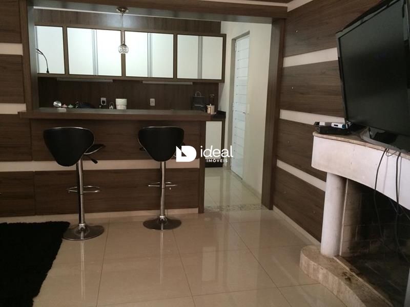 Casa de 4 quartos, 600m² no bairro Tomazetti, em Santa Maria | Eu Corretor