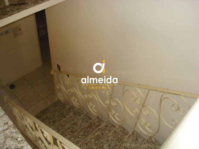 Casa à venda com 4 quartos, 180m² - Foto 22