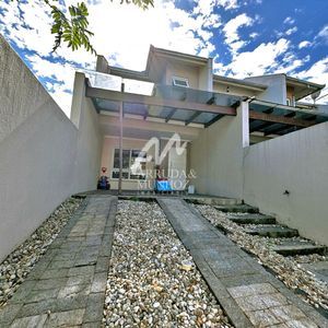 Sobrado com 105m² e 2 dormitórios no bairro Carneiros em Lajeado para Comprar