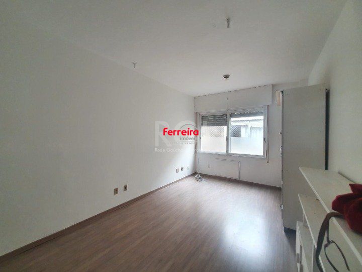 Kitnet, à venda, 32 m², Farroupilha - Porto Alegre — foto 2