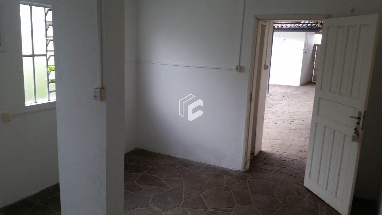 Casa à venda com 3 quartos, 200m² - Foto 18