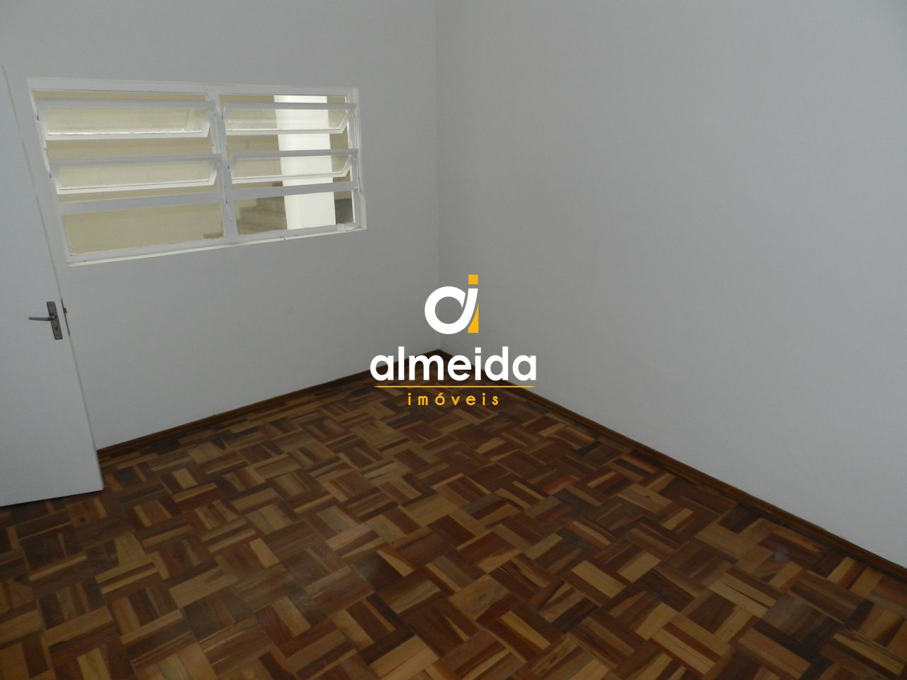 Casa à venda com 3 quartos, 142m² - Foto 15