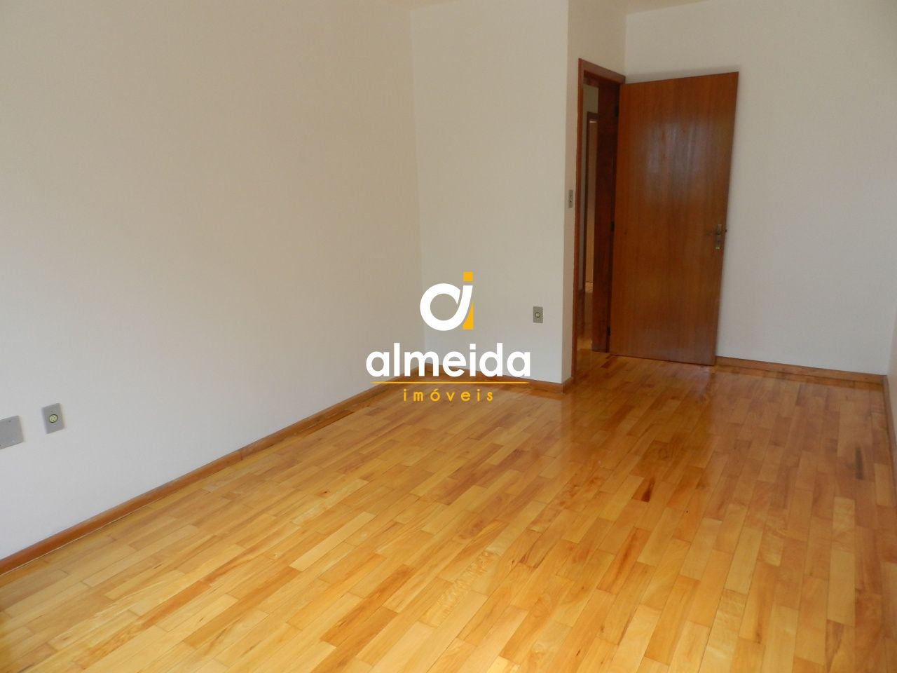 Apartamento à venda com 3 quartos, 90m² - Foto 12