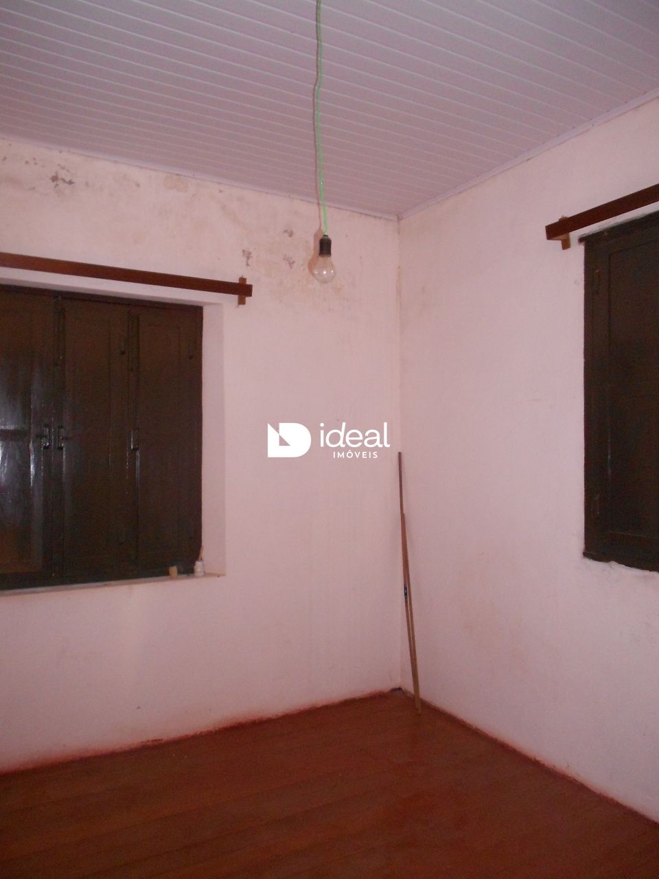 Casa de 5 quartos, 150m² no bairro Centro, em Silveira Martins | Eu Corretor