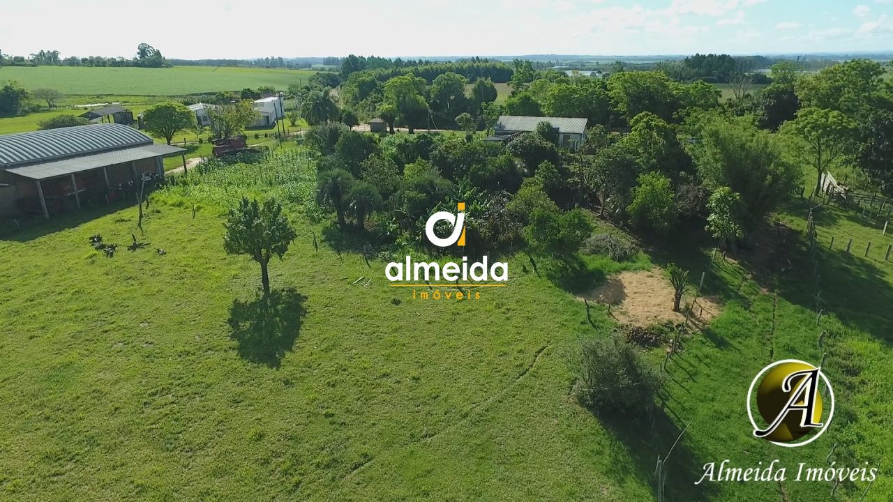 Chácara à venda com 2 quartos, 620000000m² - Foto 11