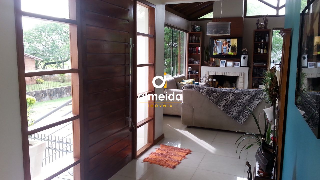 Casa à venda com 4 quartos, 240m² - Foto 24