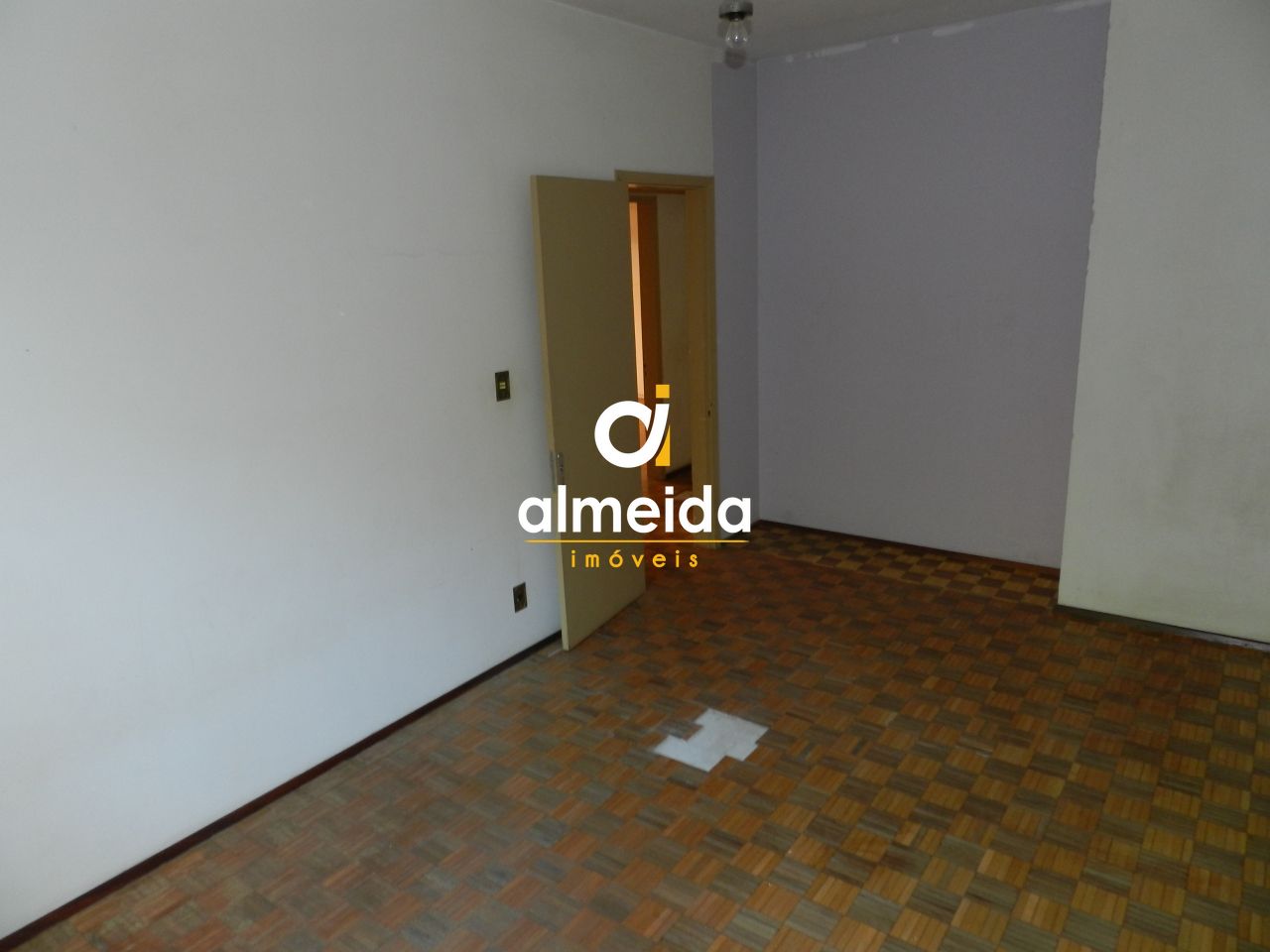 Casa à venda com 3 quartos, 199m² - Foto 13