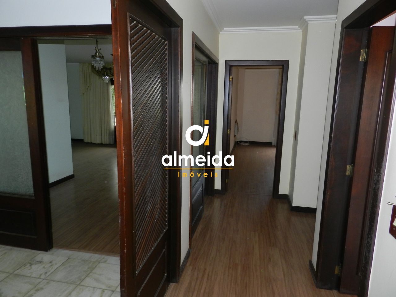 Apartamento à venda com 3 quartos, 270m² - Foto 20