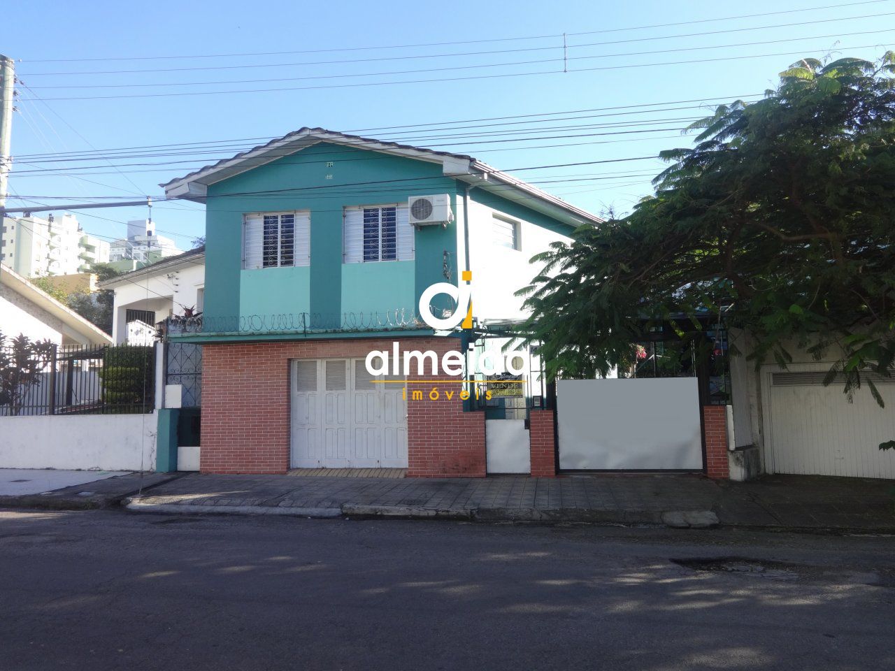 Casa  venda  no Centro - Santa Maria, RS. Imveis