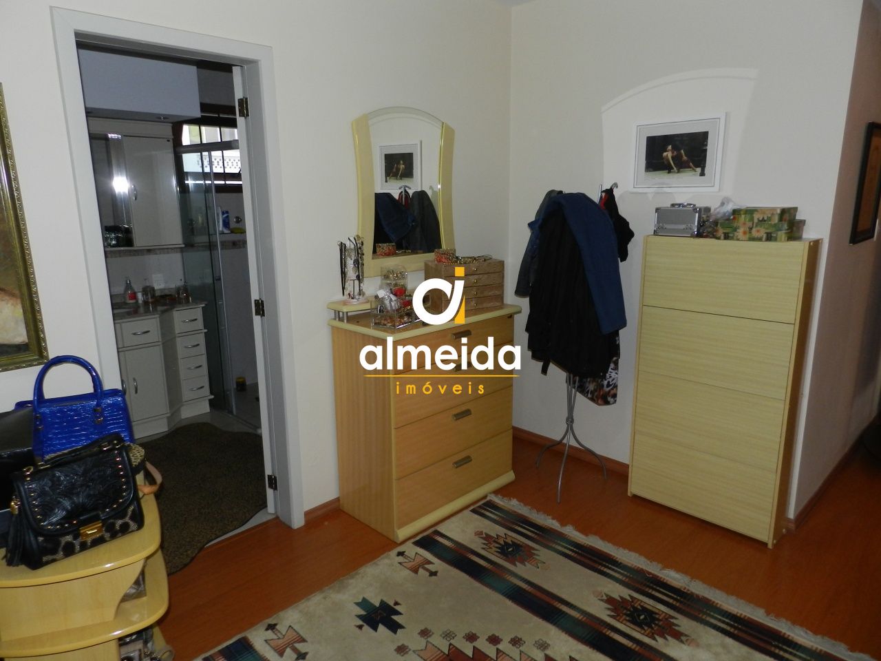 Casa à venda com 4 quartos, 309m² - Foto 34