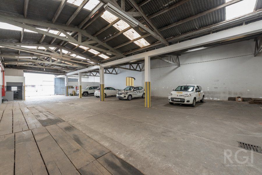 Predio para Venda - 2203.23m², 0 dormitórios, 30 vagas - São João