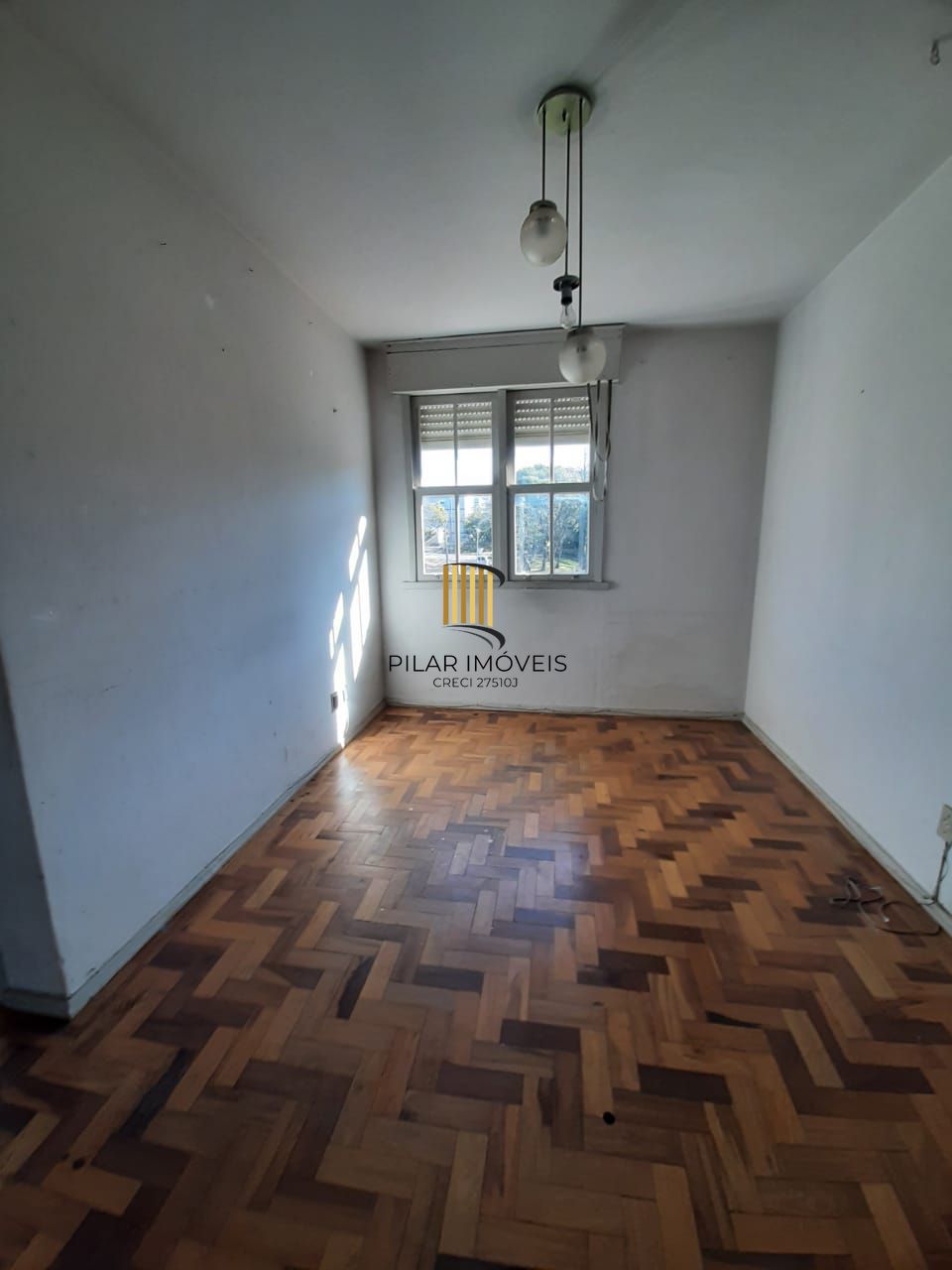 Oportunidade! Apartamento 2 dormitórios perto da ESPM e Bento Gonçalves e com fácil acesso ao Centro.