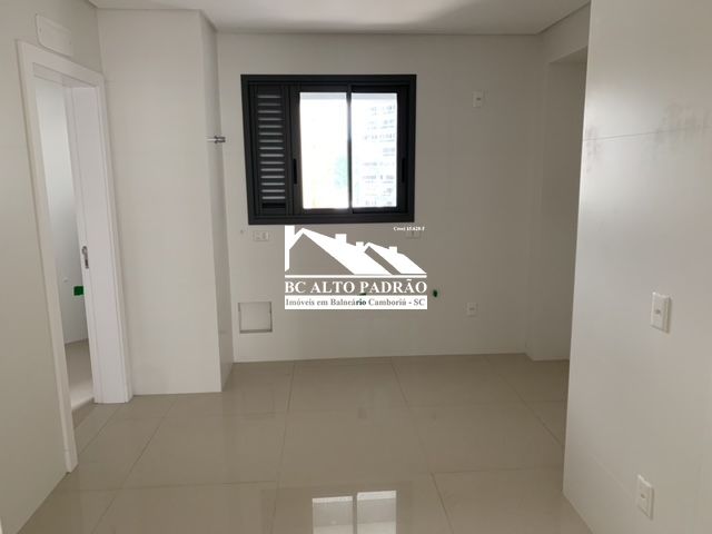 Apartamento à venda com 4 quartos, 182m² - Foto 15