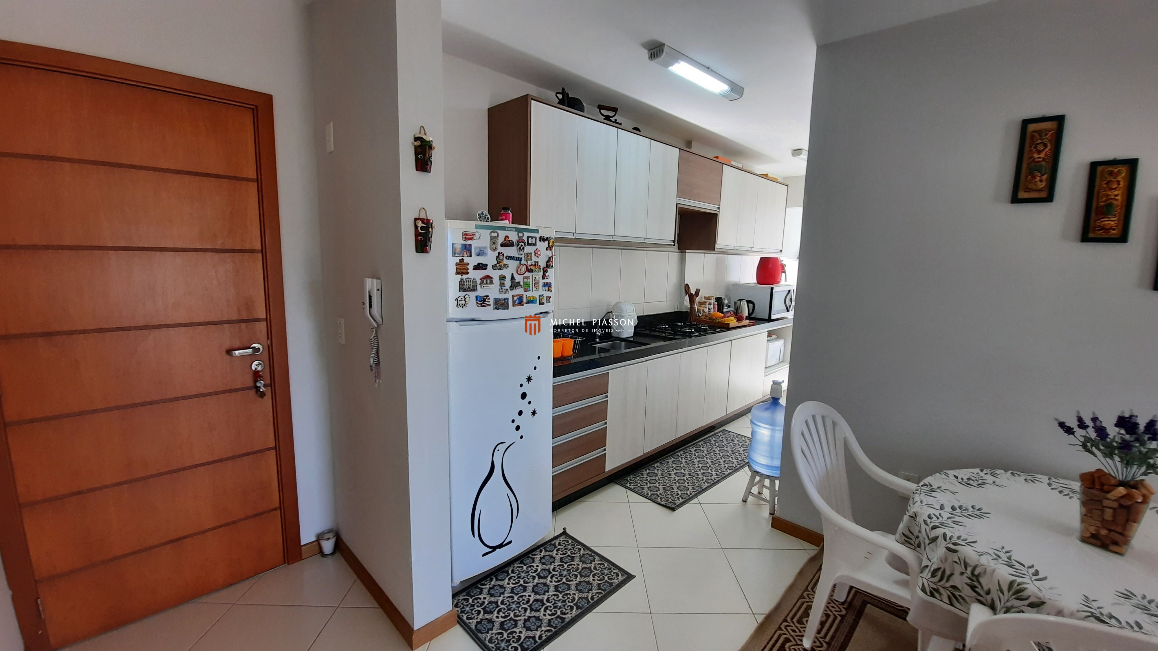 Apartamento à venda com 2 quartos, 67m² - Foto 3