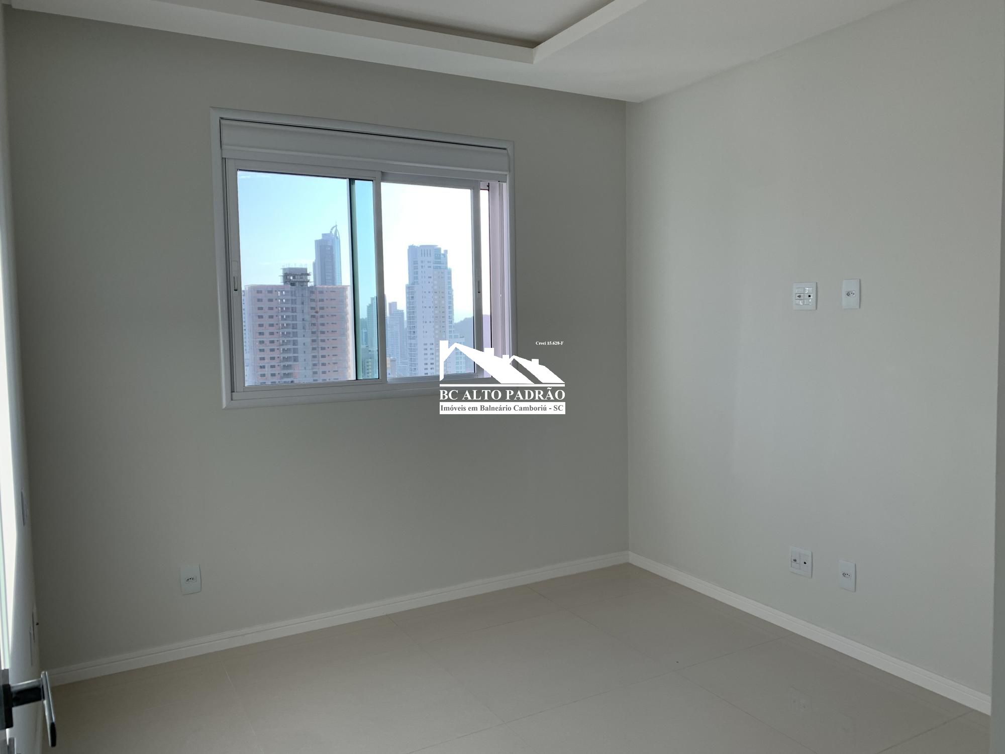 Apartamento à venda com 4 quartos, 149m² - Foto 5