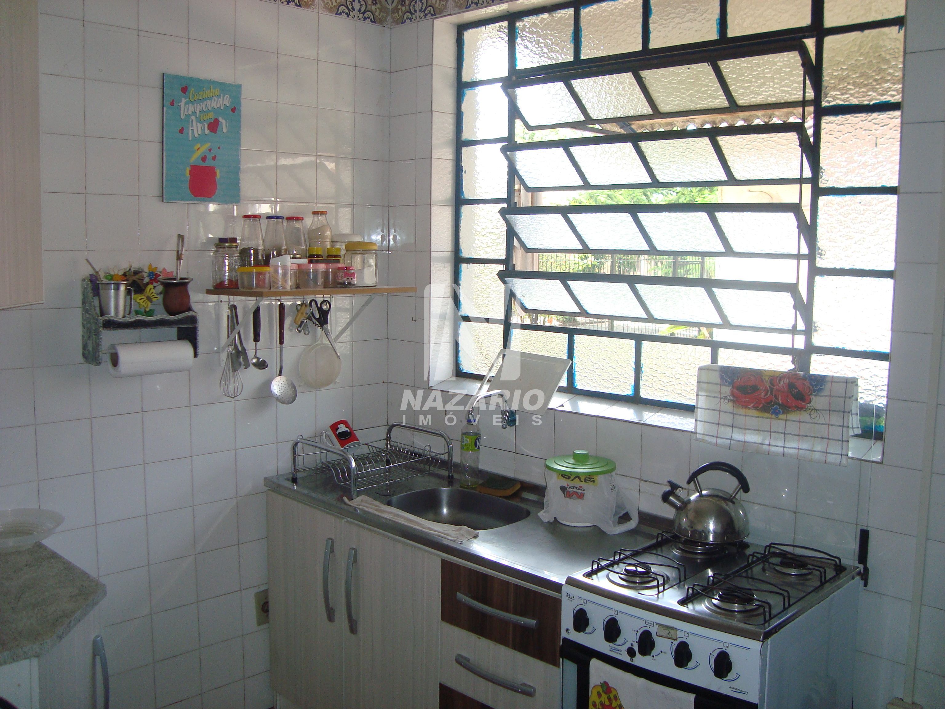 Casa com 3 Dormitórios à venda, 85 m² por R$ 380.000,00