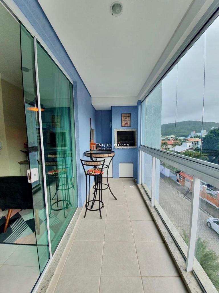 Apartamento à venda com 2 quartos, 70m² - Foto 8