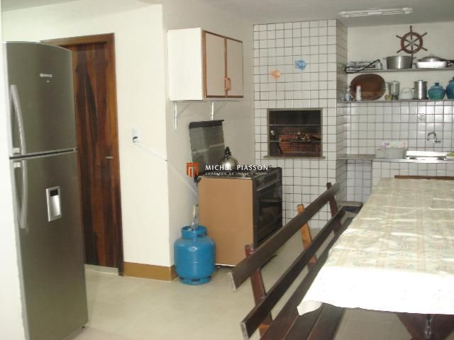 Casa à venda com 5 quartos, 130m² - Foto 6