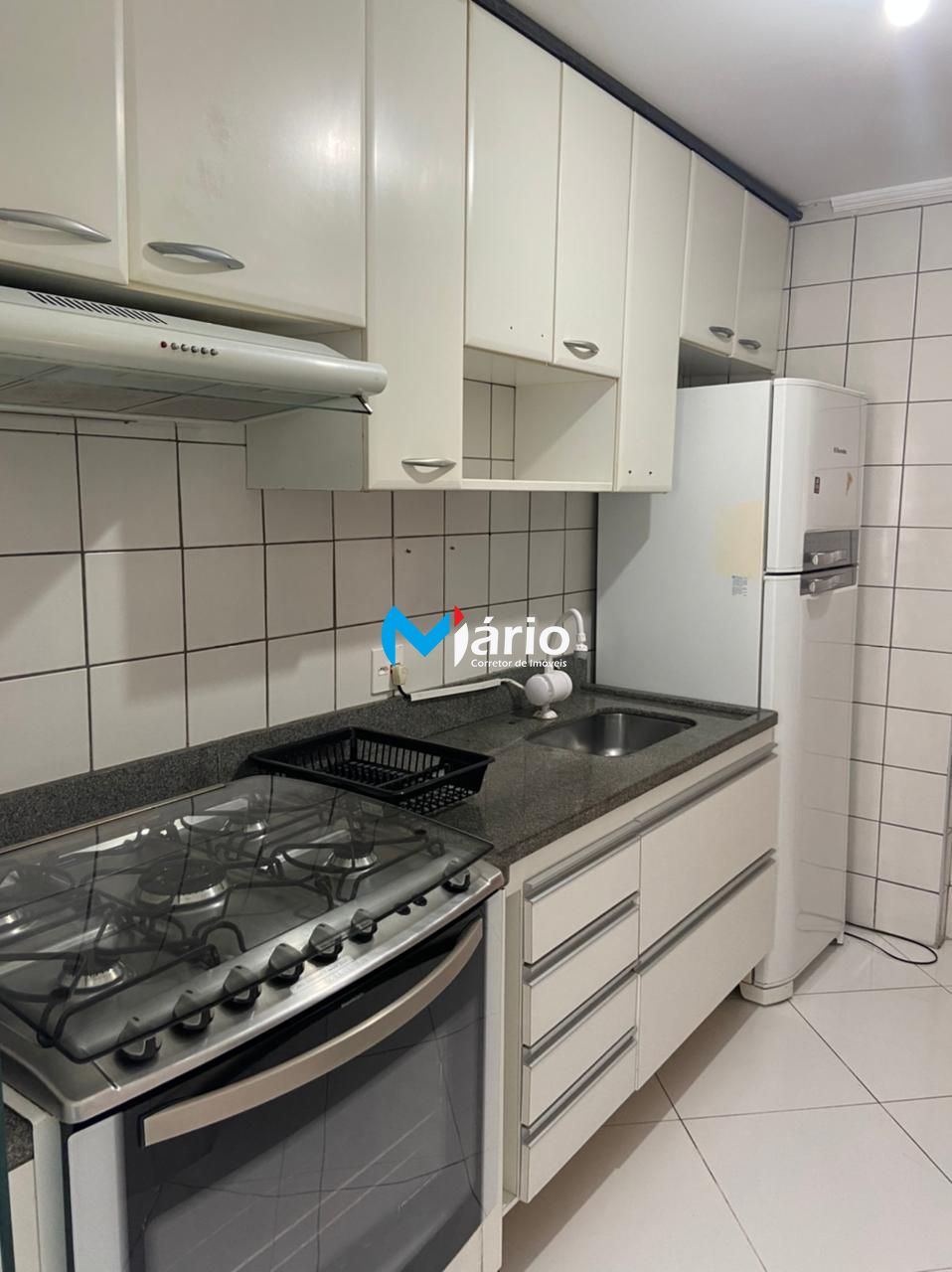 Apartamento à venda com 3 quartos, 72m² - Foto 2