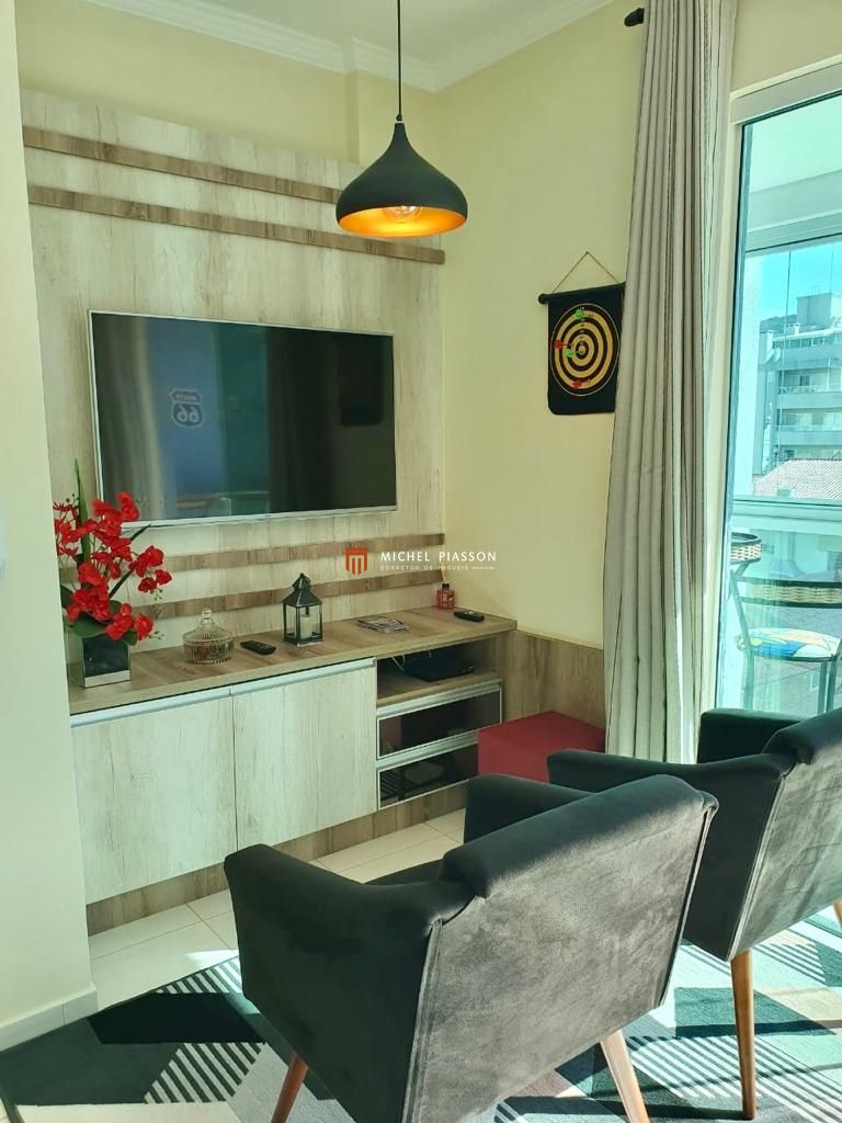 Apartamento à venda com 2 quartos, 70m² - Foto 5