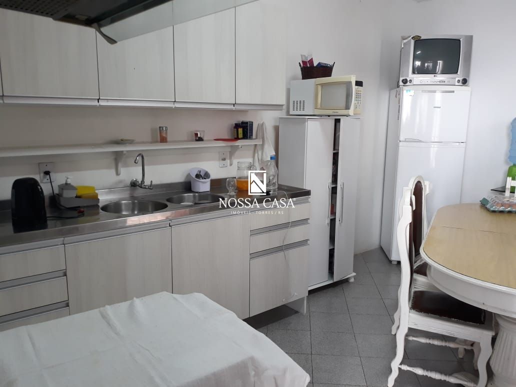 Casa à venda com 4 quartos, 150m² - Foto 13