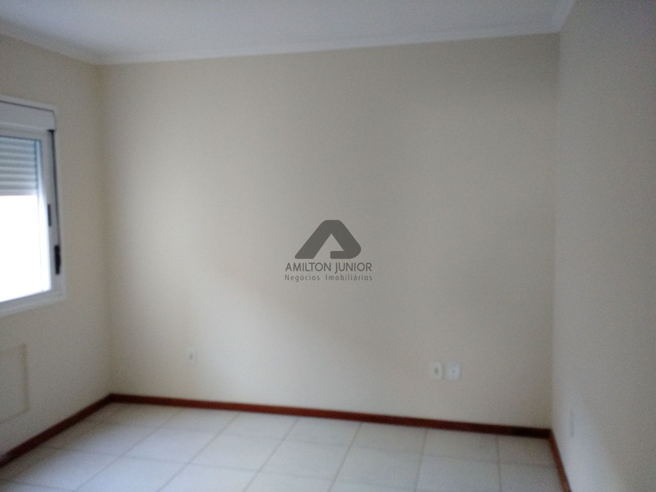 Apartamento à venda com 2 quartos, 75m² - Foto 10