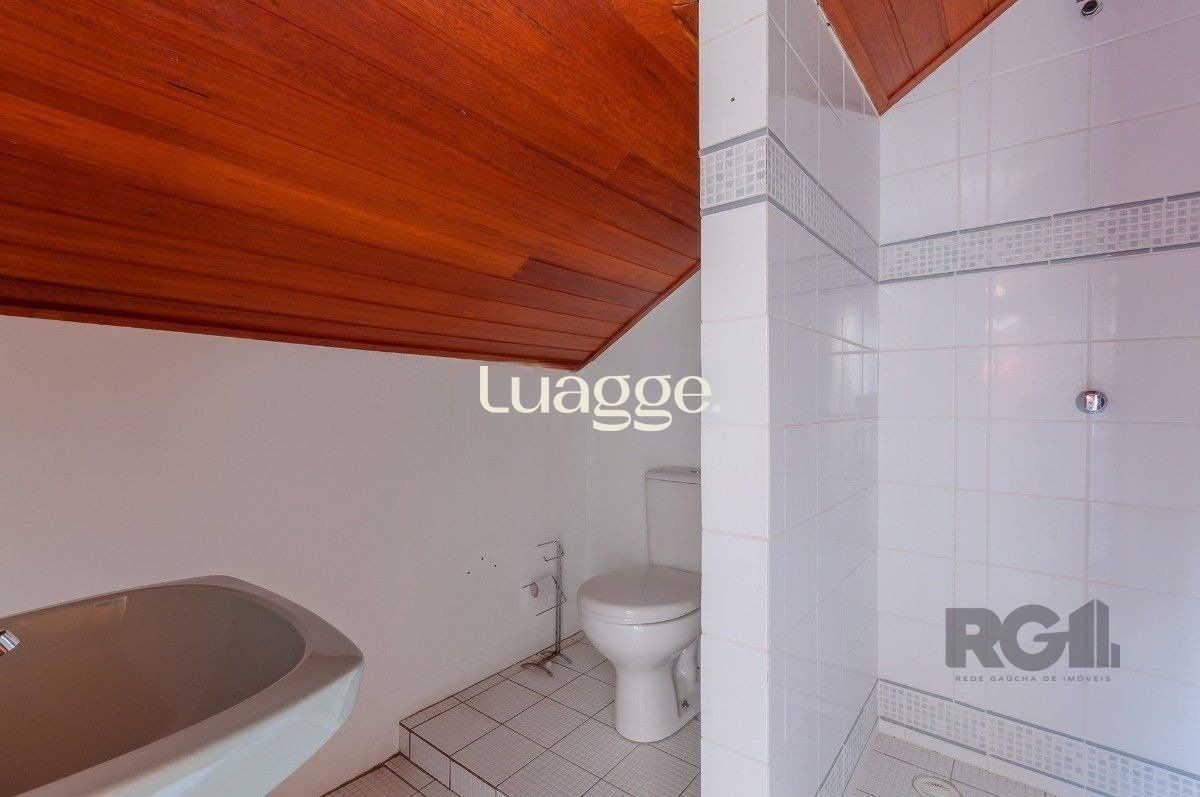 Casa de Condomínio à venda com 3 quartos, 250m² - Foto 24