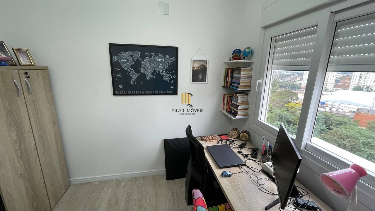 Apartamento de 2 Dormitórios, suíte, churrasqueira e 2 vagas.