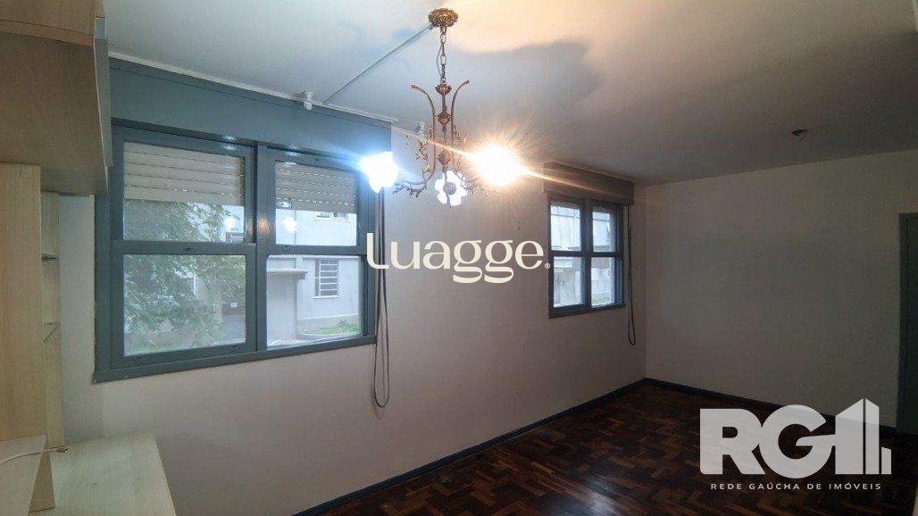 Apartamento à venda com 2 quartos, 62m² - Foto 2