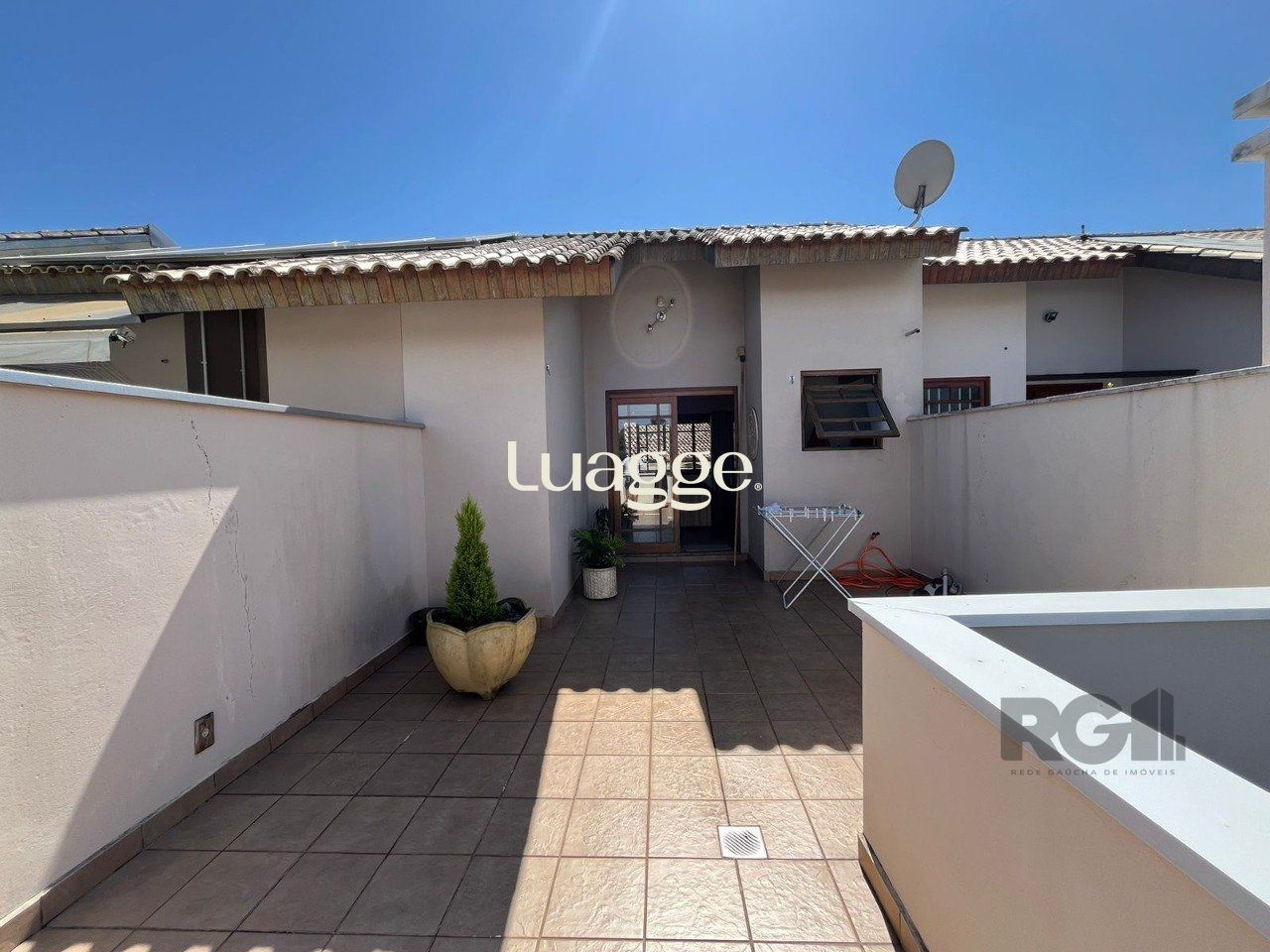Casa de Condomínio à venda com 3 quartos, 201m² - Foto 49