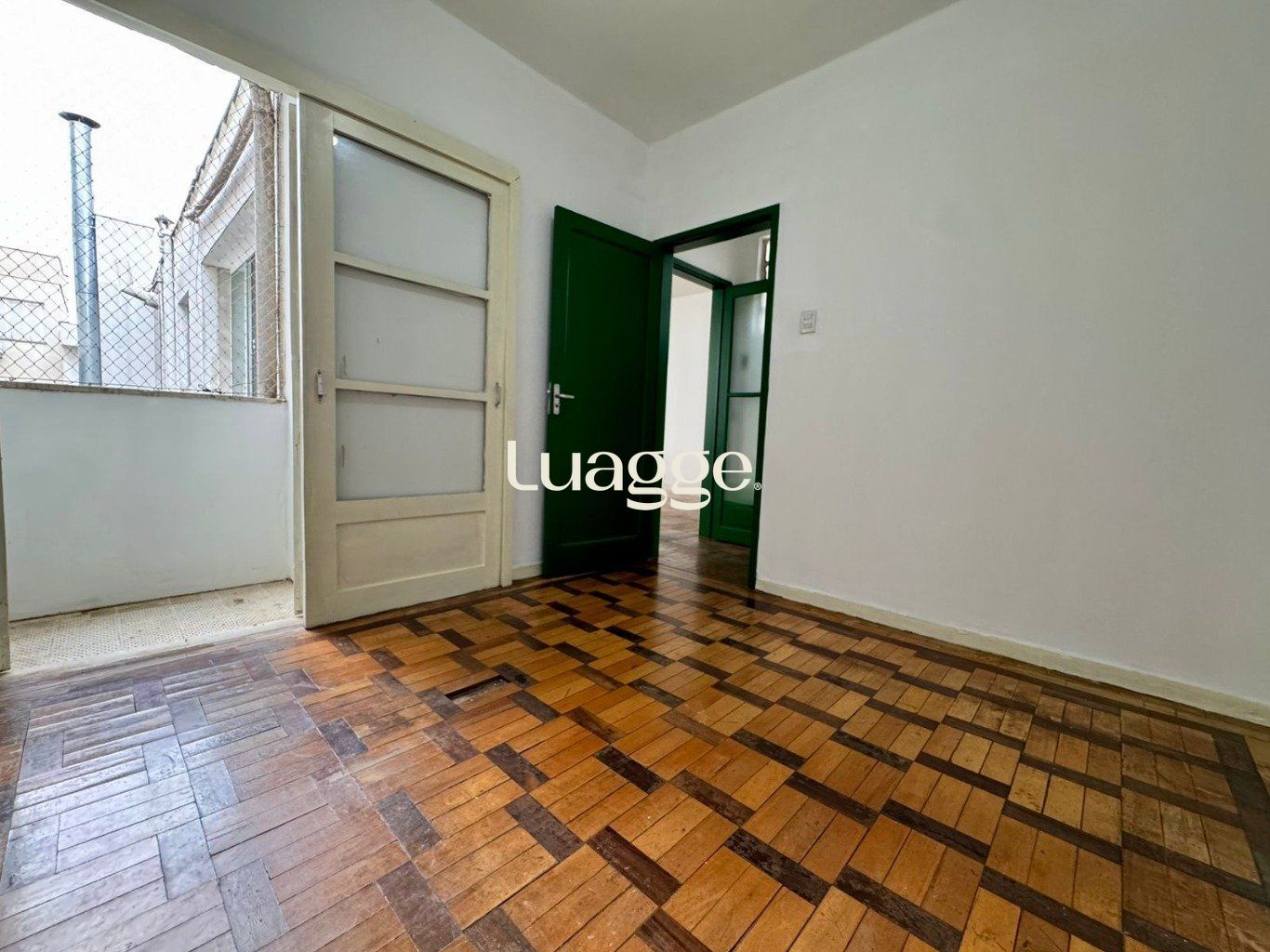 Apartamento à venda com 3 quartos, 88m² - Foto 2