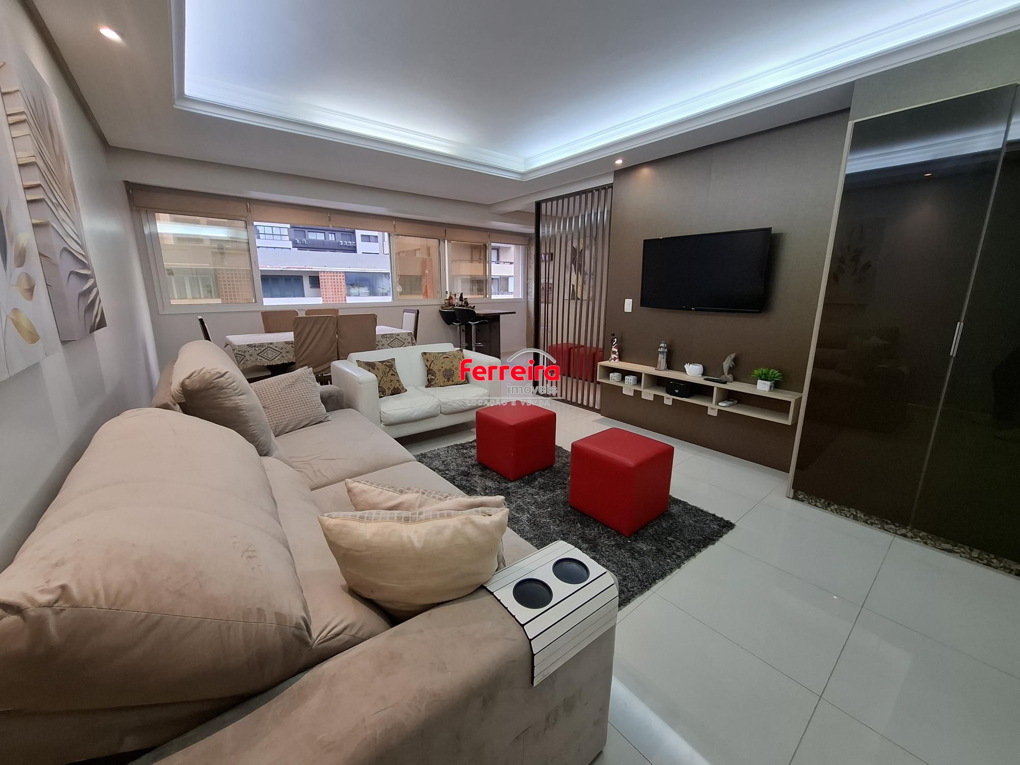 Apartamento 3 dormitórios mobiliado próximo ao mar em Torres RS