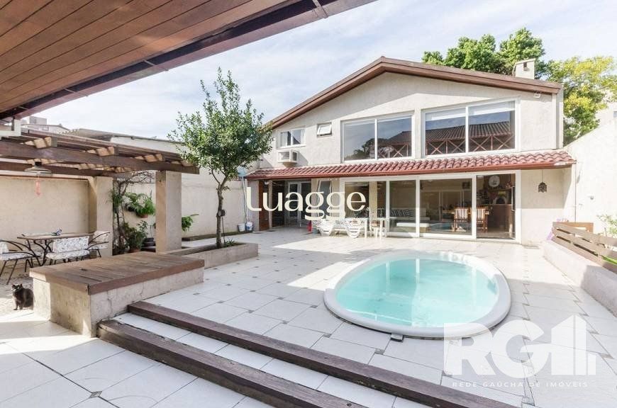 Casa à venda com 5 quartos, 406m² - Foto 1