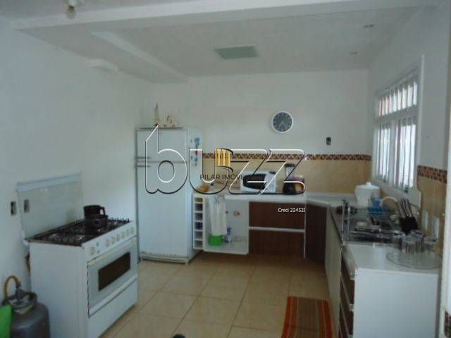 Casa para Venda - 154m², 4 dormitórios, sendo 1 suites, 2 vagas - Hípica