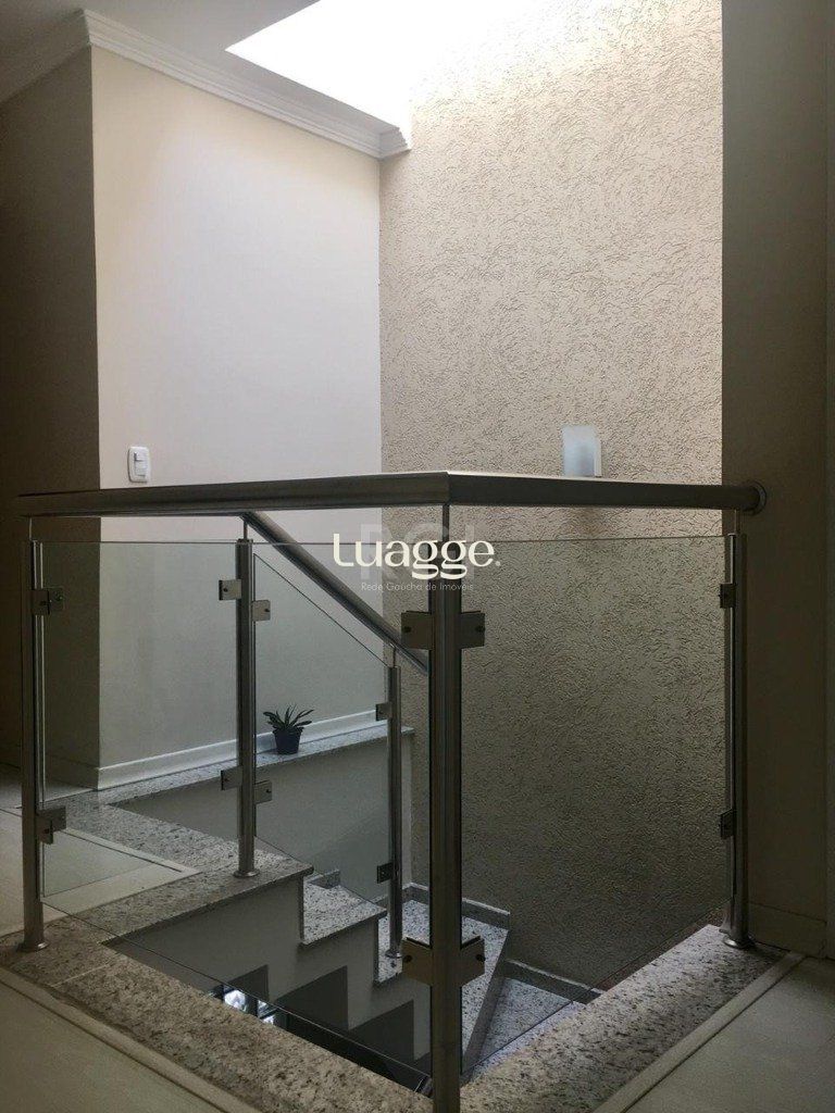 Casa à venda com 5 quartos, 243m² - Foto 12