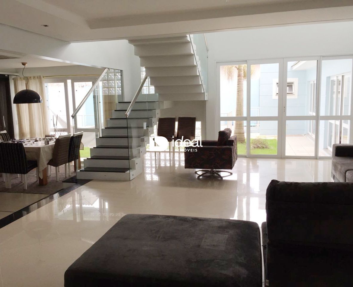 Casa de 4 quartos, 320m² no bairro São José, em Santa Maria | Eu Corretor