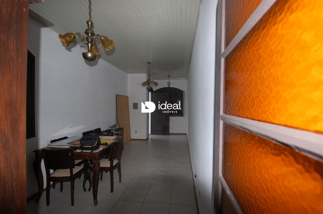 Casa de 3 quartos, 349m² no bairro Menino Jesus, em Santa Maria | Eu Corretor