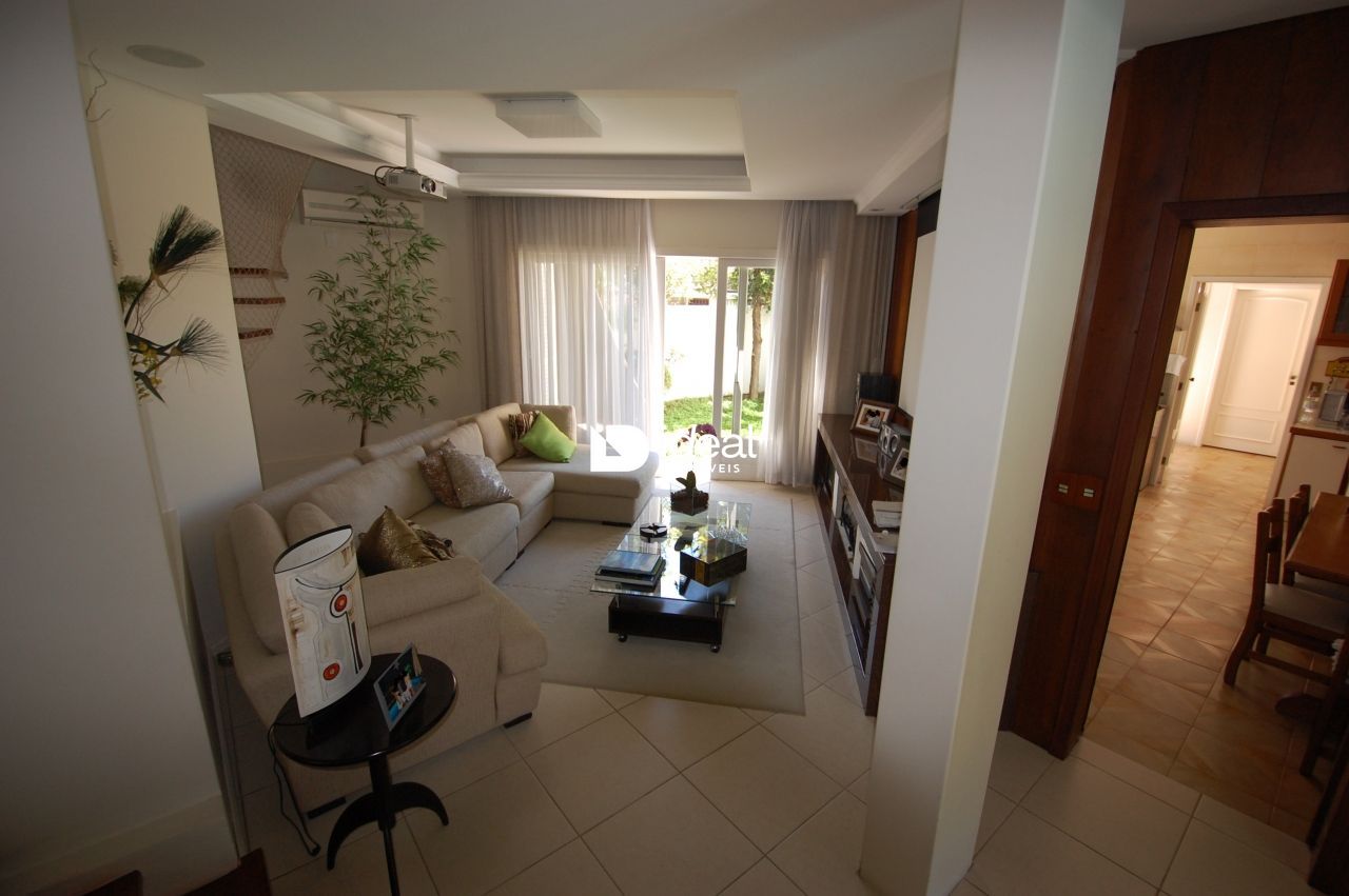 Casa de 4 quartos, 500m² no bairro Nossa Senhora de Lourdes, em Santa Maria | Eu Corretor