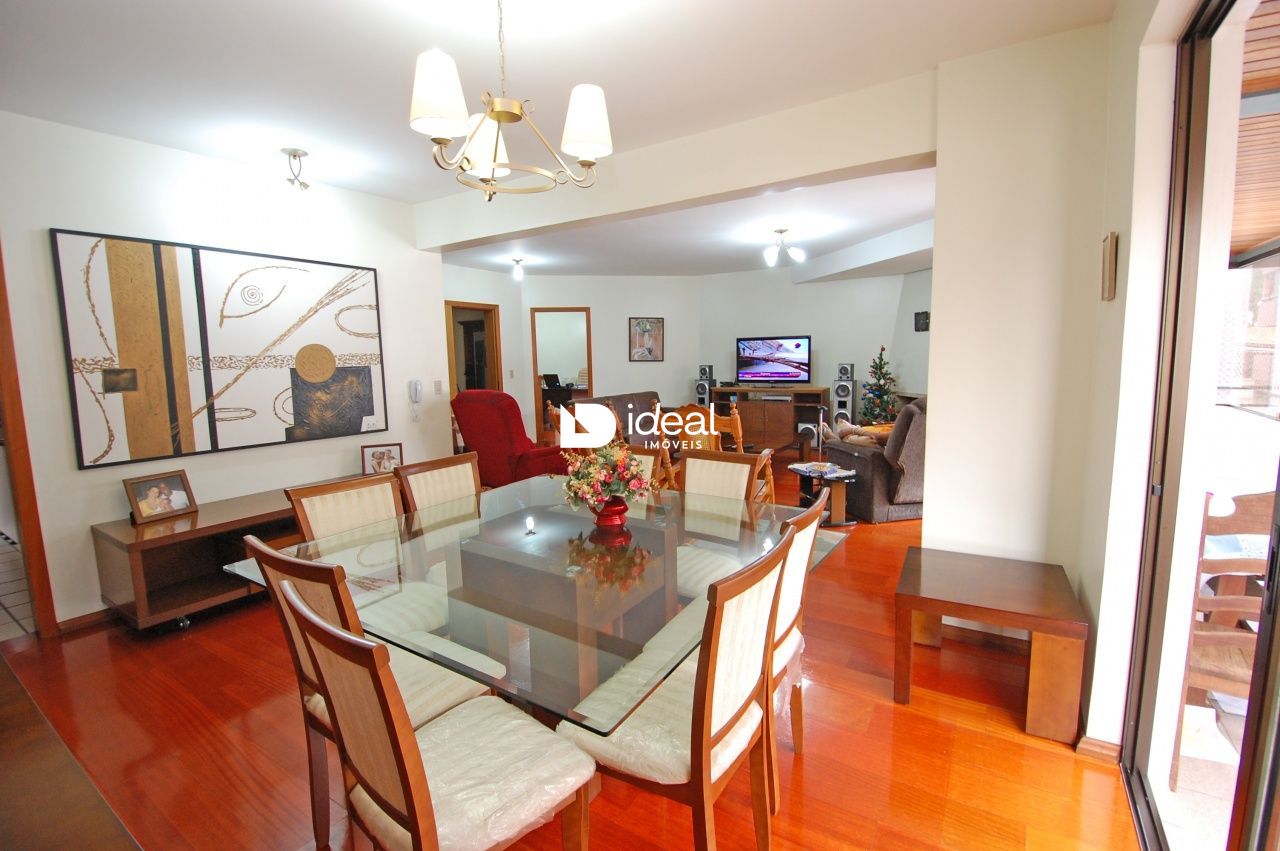 Apartamento de 4 quartos, 224m² no bairro Centro, em Santa Maria | Eu Corretor