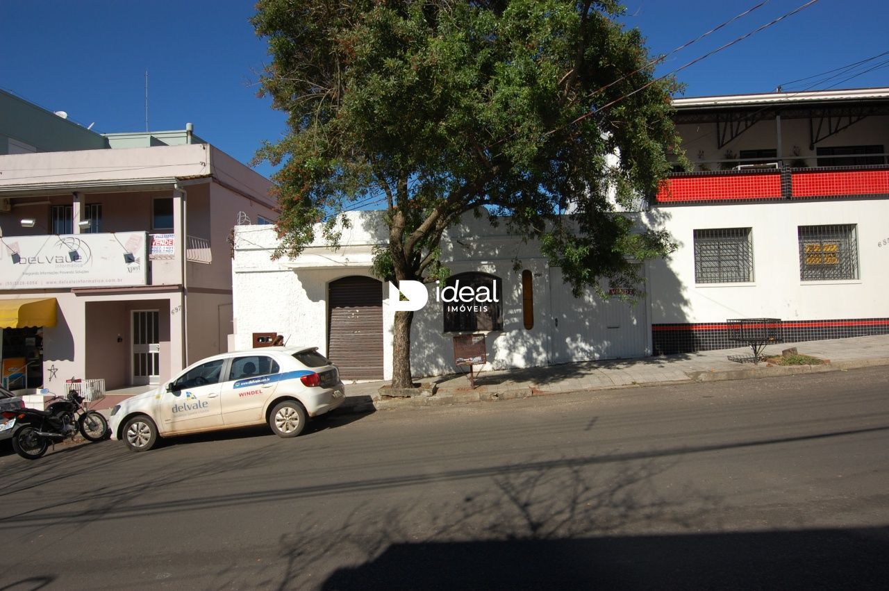 Casa de 3 quartos, 349m² no bairro Menino Jesus, em Santa Maria | Eu Corretor