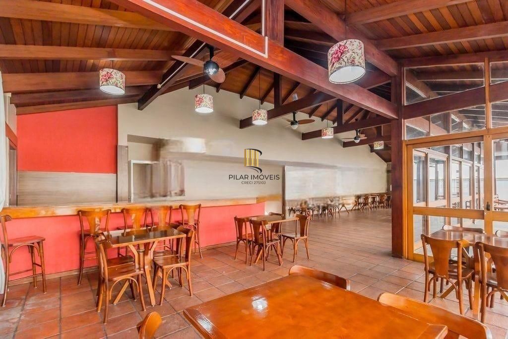 Cobertura 3 dormitórios com 1 suíte e 1 vaga em Frente  ao Hosp. Conceição