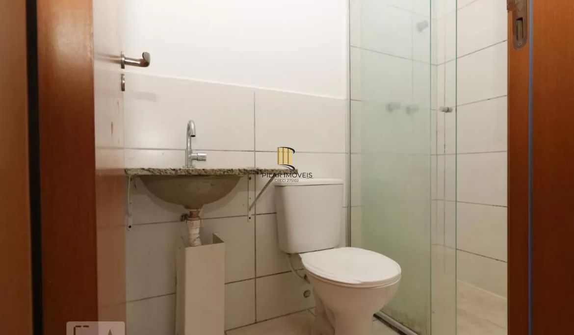 Apartamento 2 dormitórios em condomínio fechado com piscina e infra completa