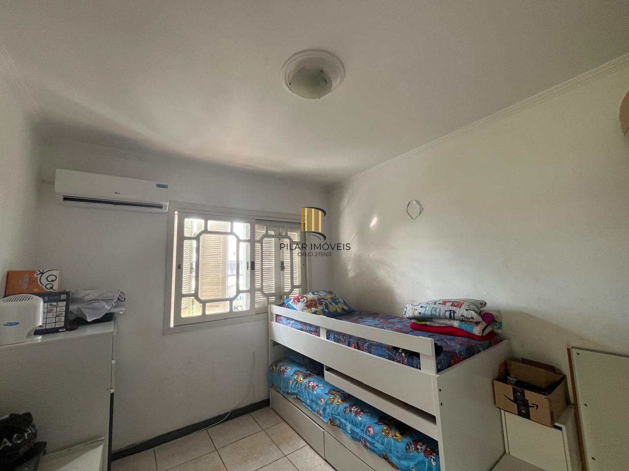Casa triplex em condomínio no Ecoville com 2 suítes