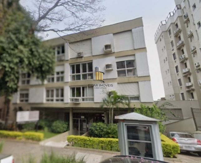 Apartamento mobiliado 3 dormitórios no bairro Petrópolis